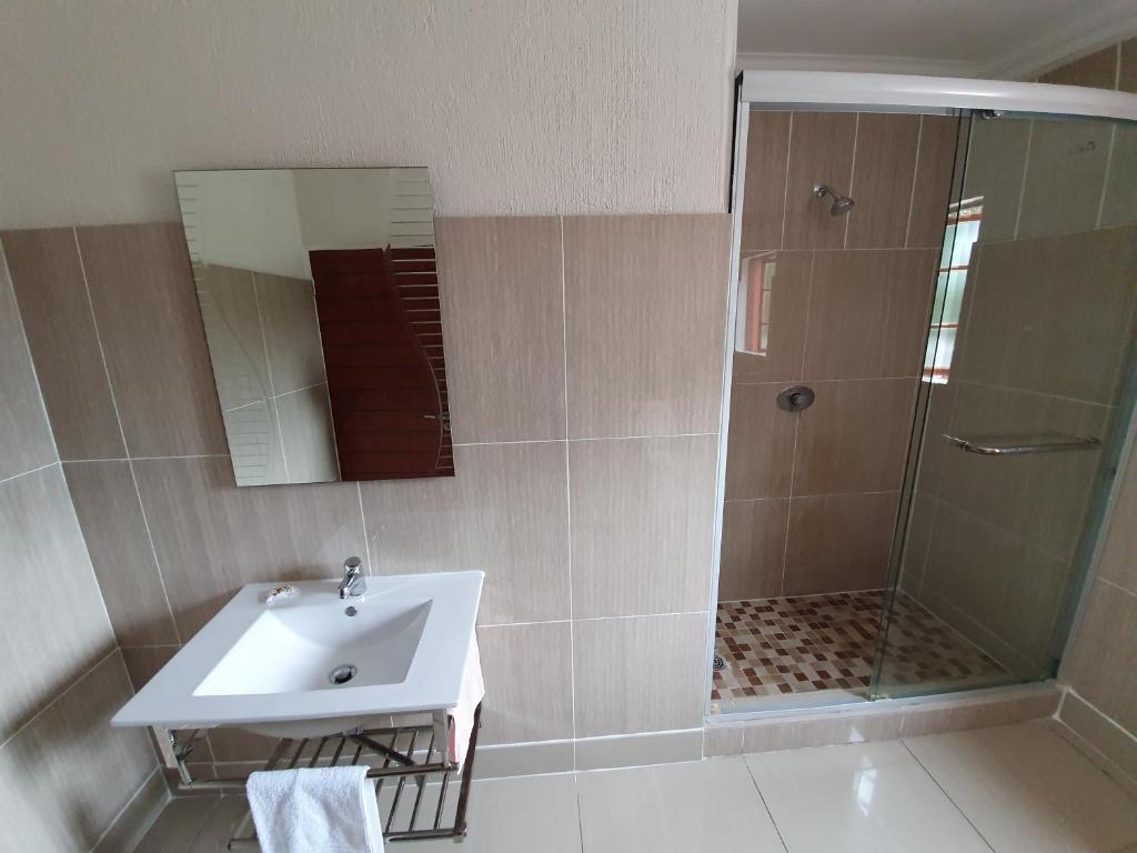Bed & Breakfast Khayalami - 3*